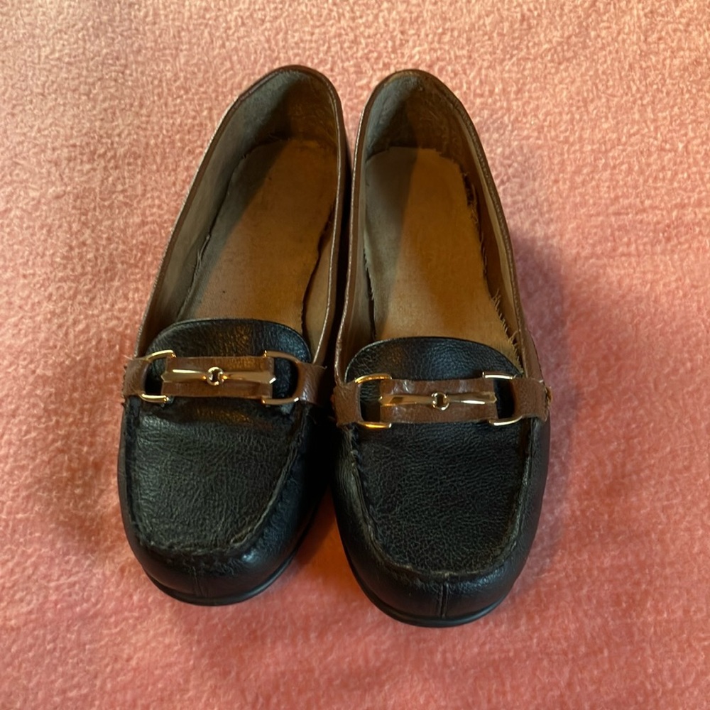 Black Leather Loafers with Gold Metal Bar
